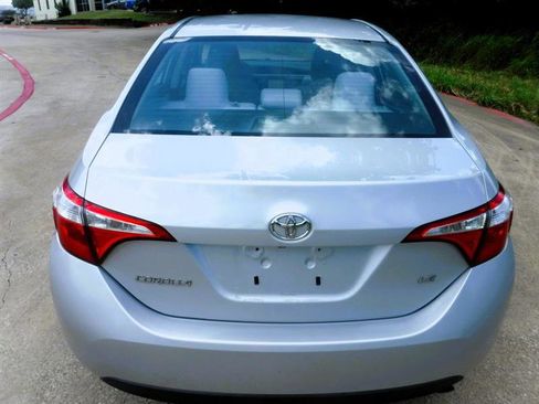 Used 2014 Toyota Corolla LE image 16