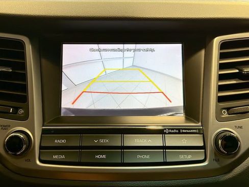 Used 2018 Hyundai Tucson SEL FWD image 11