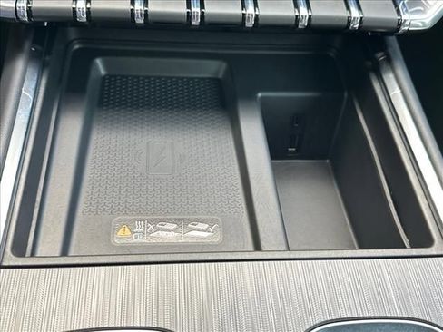 New 2026 GMC Acadia Elevation w/ Elevation Premium Package FWD image 34