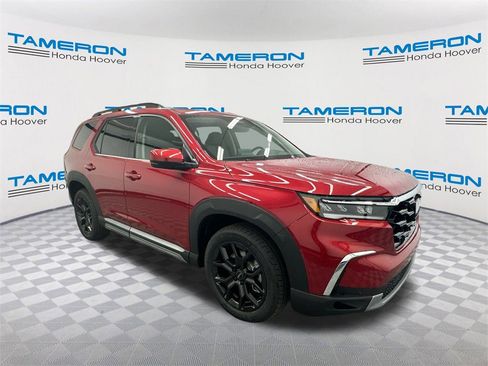 New 2025 Honda Pilot Touring image 7