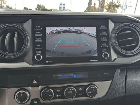 Used 2023 Toyota Tacoma TRD Sport image 12