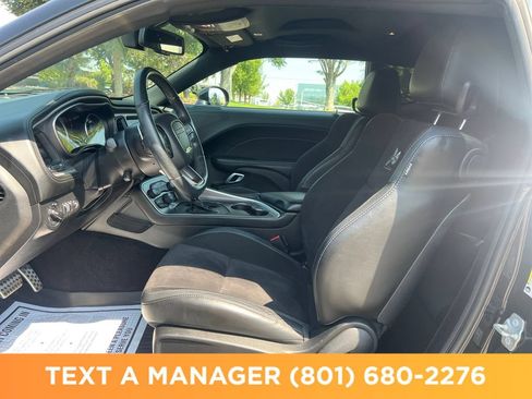 Used 2021 Dodge Challenger R/T Scat Pack RWD image 9