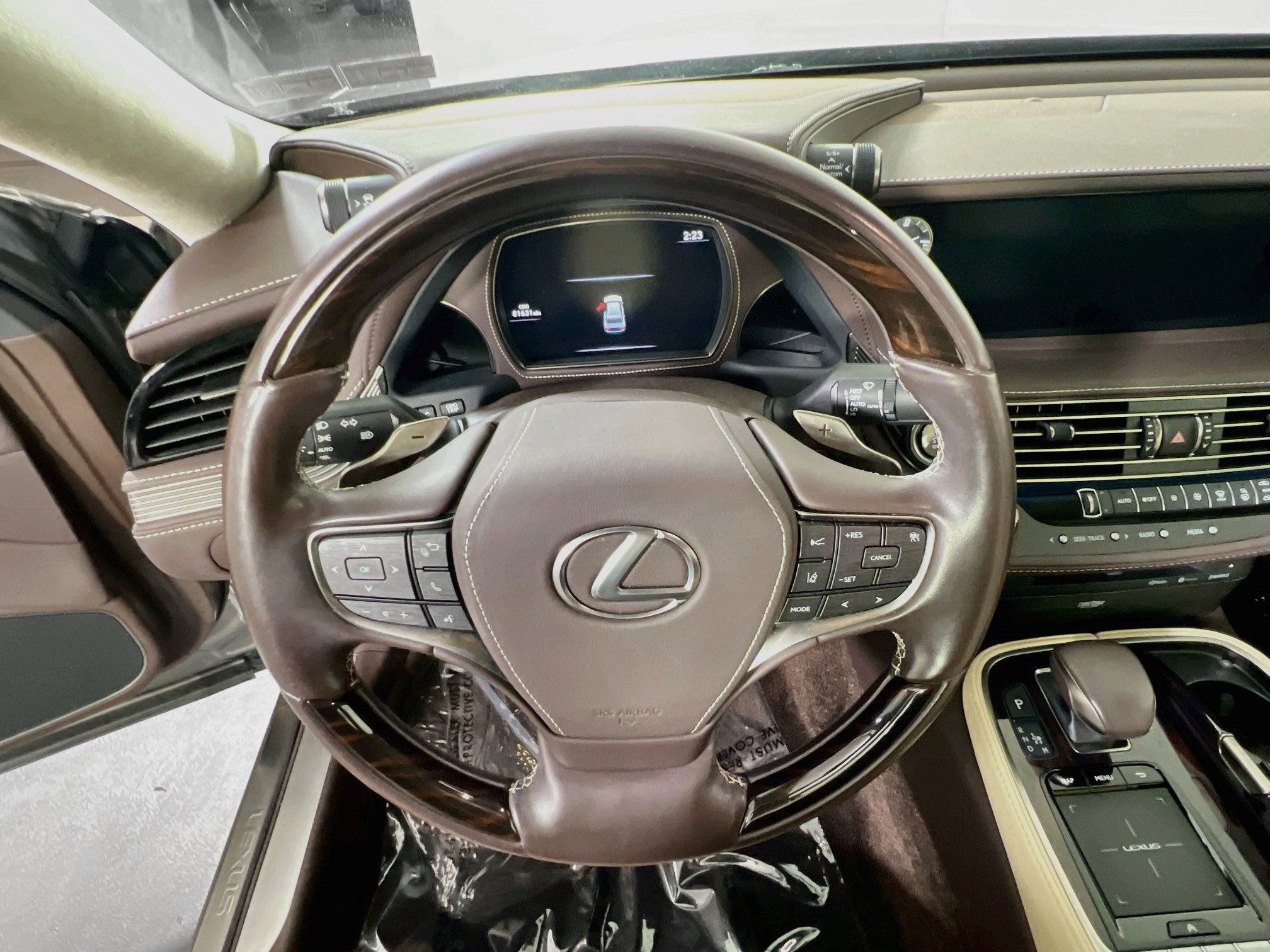 Used 2020 Lexus LS 500 AWD w/ Interior Upgrade Package image 11