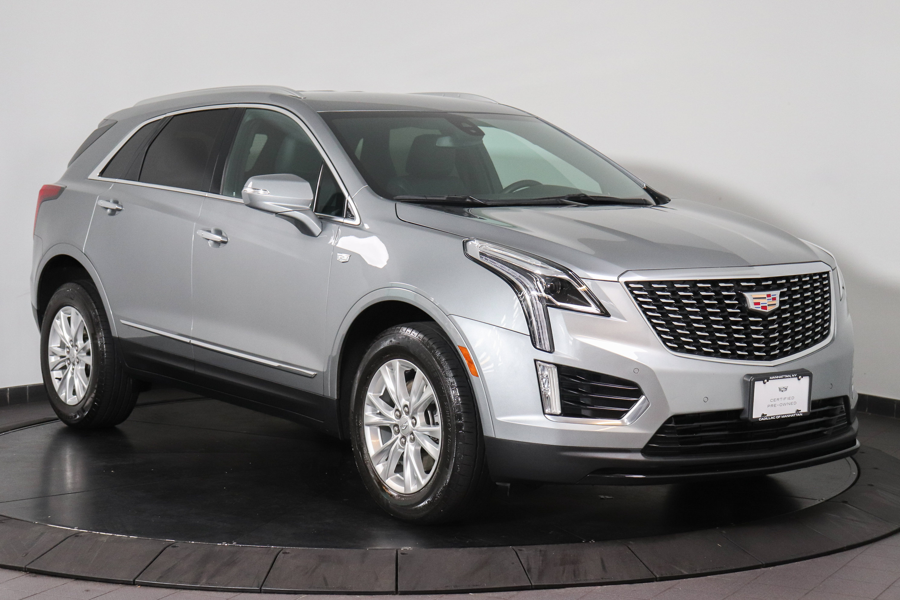Used 2023 Cadillac XT5 Luxury AWD/4WD image 7