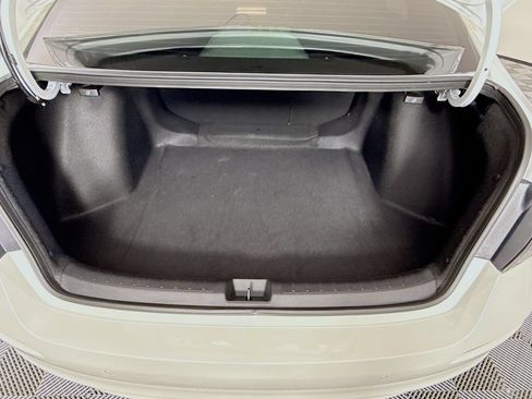 Used 2024 Honda Civic Touring image 27
