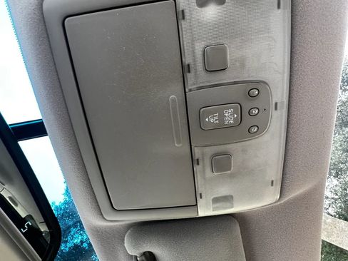 Used 2002 Lexus ES 330 FWD image 38