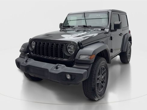 Used 2024 Jeep Wrangler Sport AWD/4WD image 4