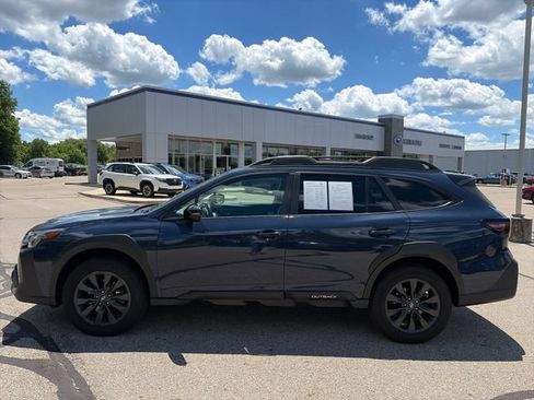 Used 2024 Subaru Outback Onyx Edition AWD/4WD image 4