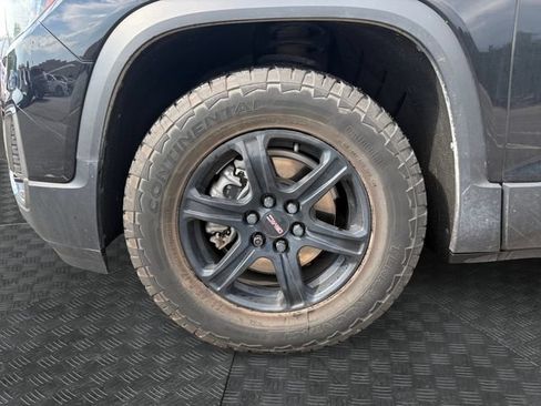Used 2021 GMC Acadia AT4 w/ Technology Package AWD/4WD image 9