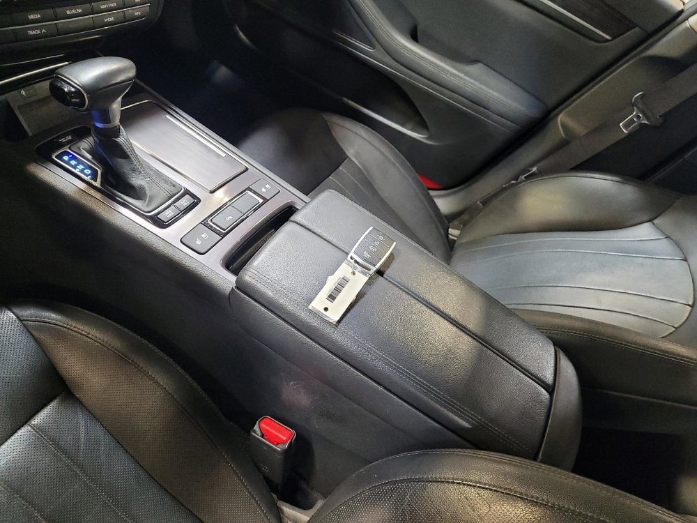 Used 2018 Genesis G80 3.8 w/ Option Group 02 RWD image 26