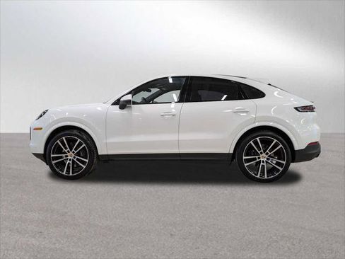 Used 2024 Porsche Cayenne Coupe image 2