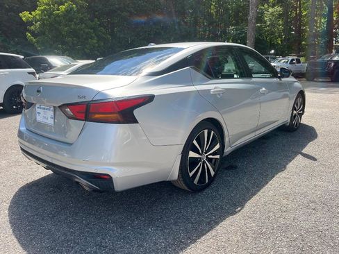 Used 2020 Nissan Altima 2.5 SR FWD image 8