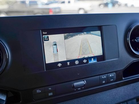Used 2024 Mercedes-Benz Sprinter 2500 image 20