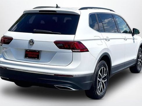 Used 2021 Volkswagen Tiguan SE FWD image 13