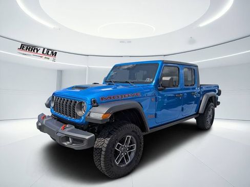 Certified 2025 Jeep Gladiator Mojave AWD/4WD image 7