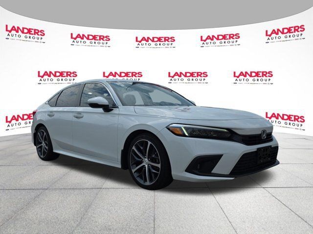 Used 2023 Honda Civic Touring image 1