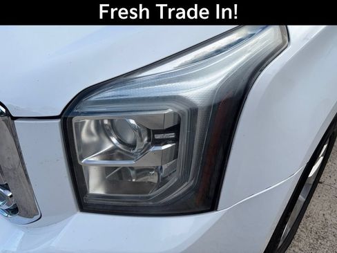 Used 2018 GMC Yukon SLT RWD image 4
