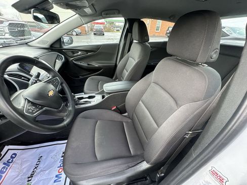 Used 2024 Chevrolet Malibu LT w/ Sport Edition FWD image 11
