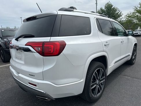 Used 2017 GMC Acadia Denali w/ Technology Package AWD/4WD image 3