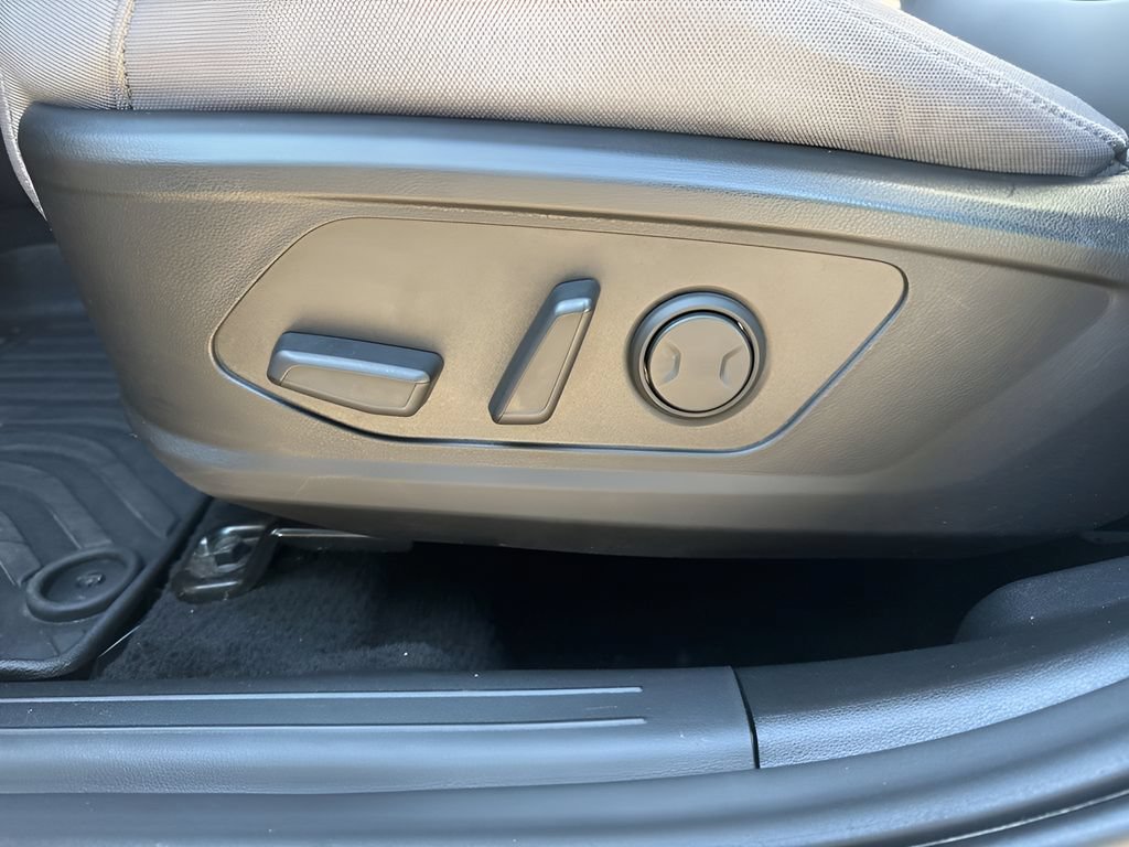 Used 2024 Hyundai Santa Cruz SEL FWD image 24