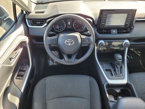 Used 2020 Toyota RAV4 XLE w/ Convenience Package image 14