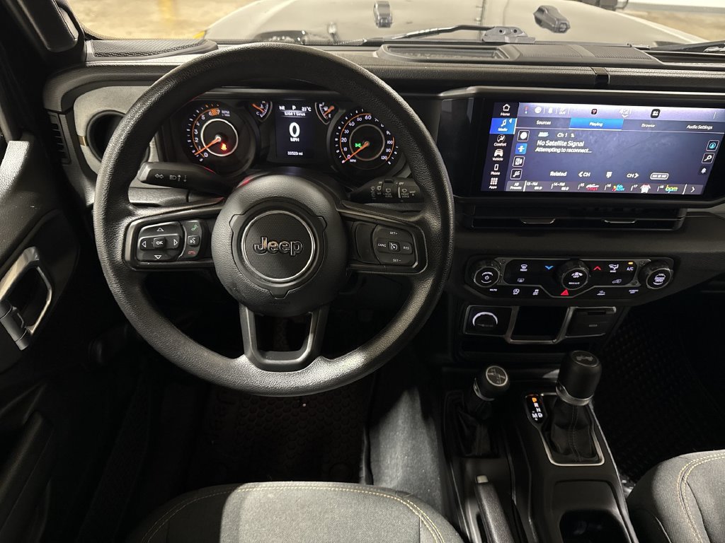 Used 2024 Jeep Wrangler Sport AWD/4WD image 11
