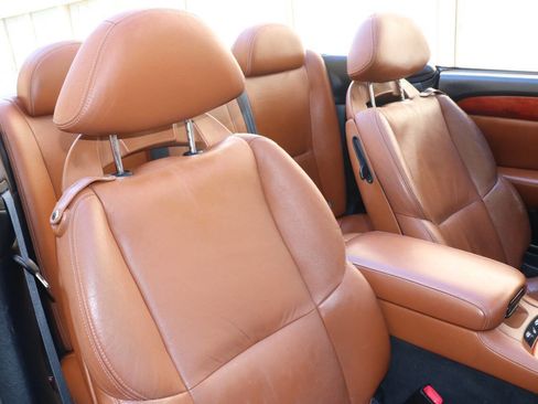 Used 2002 Lexus SC 430 Base 2dr Convertible image 40