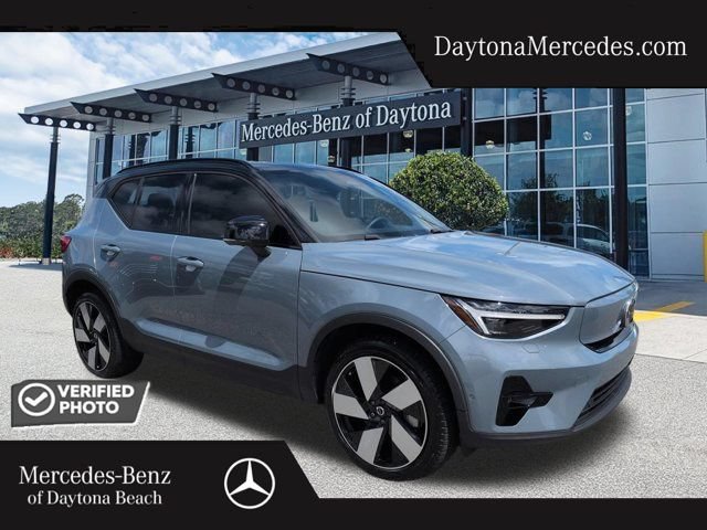 Used 2023 Volvo XC40 Recharge Ultimate w/ Protection Package Premier AWD/4WD image 1