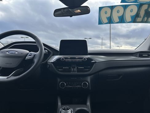 Used 2023 Ford Escape Active image 17