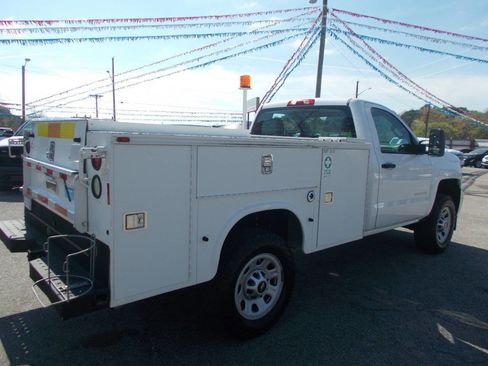 Used 2016 Chevrolet Silverado 3500 W/T image 3
