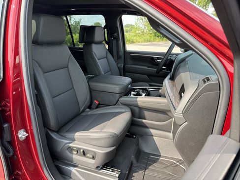New 2026 Chevrolet Tahoe Z71 w/ Z71 Off-Road Package AWD/4WD image 36