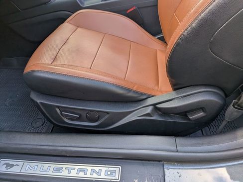 Used 2020 Ford Mustang GT Premium image 17