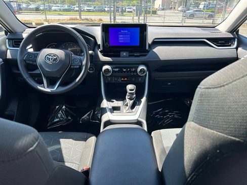 Certified 2024 Toyota RAV4 XLE w/ Convenience Package AWD/4WD image 17