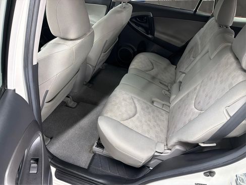 Used 2012 Toyota RAV4 4WD w/ Value Pkg image 23