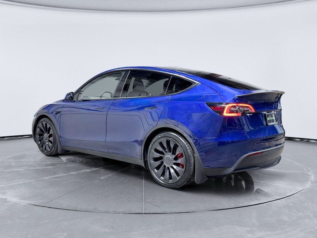 Used 2022 Tesla Model Y Performance AWD/4WD image 2