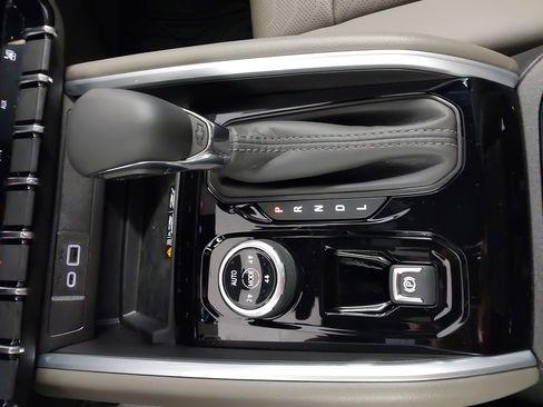 Used 2026 Chevrolet Colorado ZR2 w/ Technology Package image 22