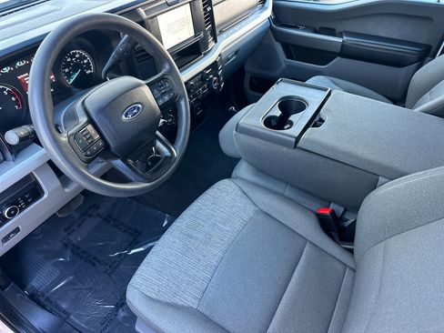 Used 2025 Ford F250 XLT image 11