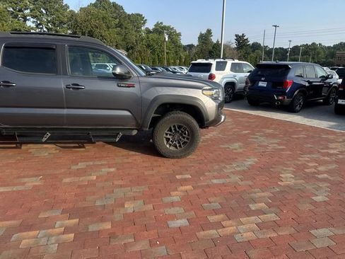 Used 2021 Toyota Tacoma TRD Pro AWD/4WD image 17