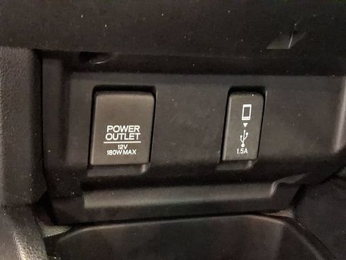 Used 2018 Honda Fit EX image 25
