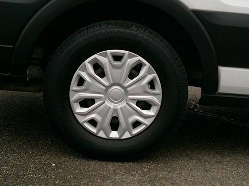 Used 2021 Ford Transit 350 XLT image 9