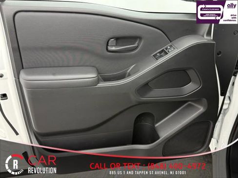 Used 2024 Nissan Frontier S w/ S Utility Package image 40