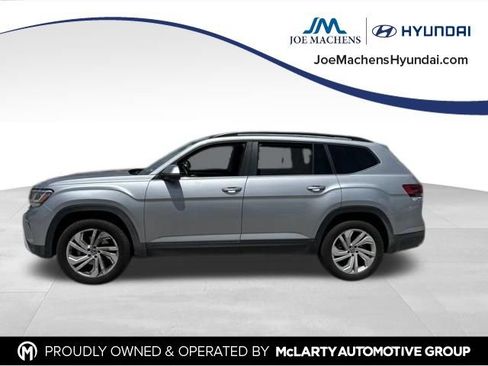 Used 2021 Volkswagen Atlas SE AWD/4WD image 2