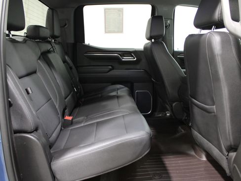 Used 2024 GMC Sierra 1500 SLT image 26