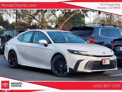 New 2025 Toyota Camry SE