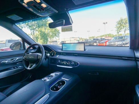 Used 2023 Genesis GV70 2.5T w/ Sport Prestige Package AWD/4WD image 15