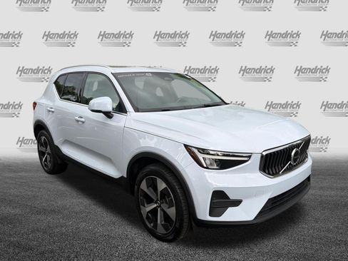 Certified 2024 Volvo XC40 B5 Core w/ Protection Package Premier AWD/4WD image 2