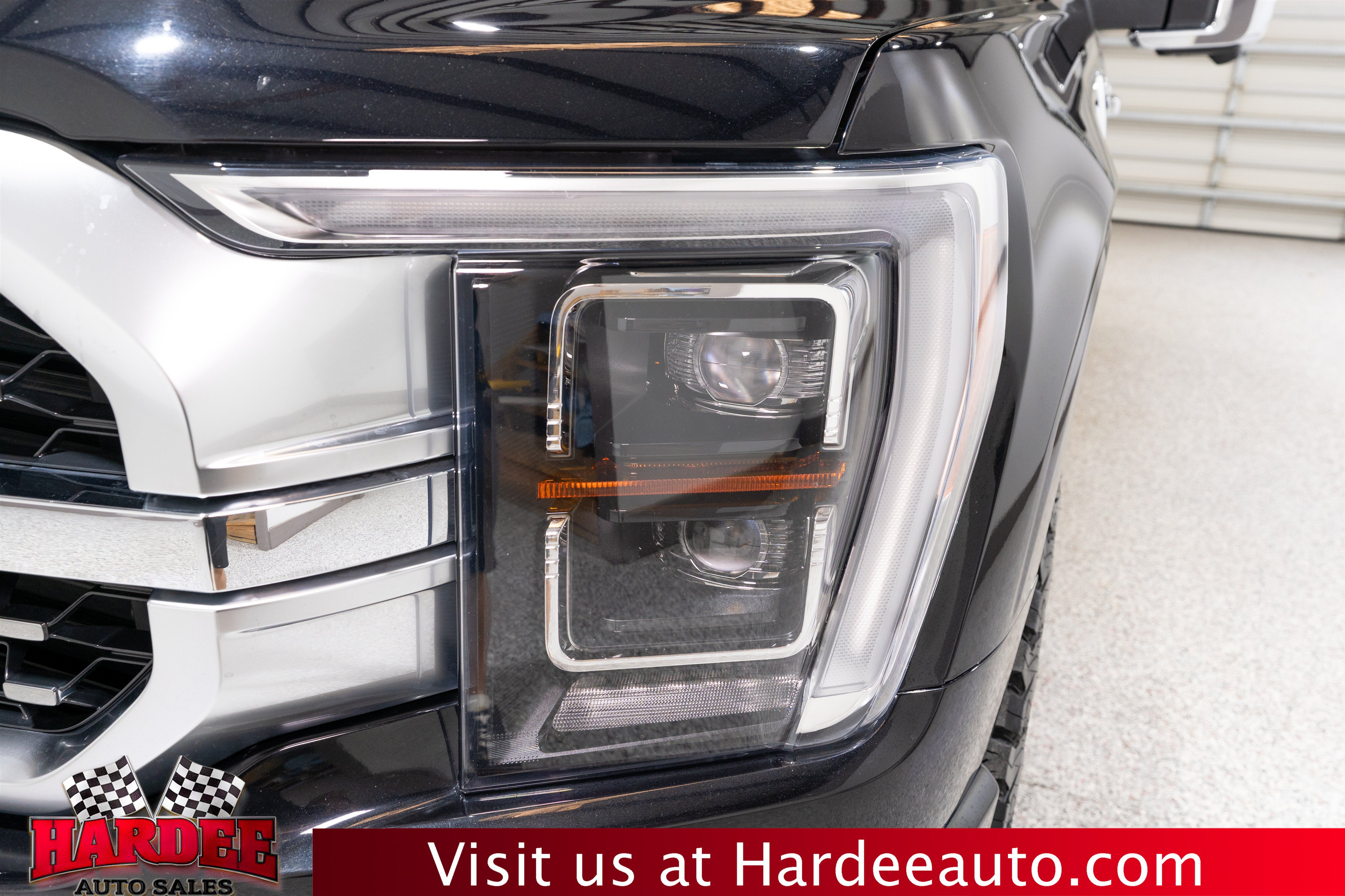 Used 2023 Ford F150 Platinum w/ FX4 Off-Road Package AWD/4WD image 8