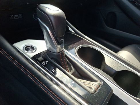 Used 2025 Nissan Altima 2.5 SR image 15