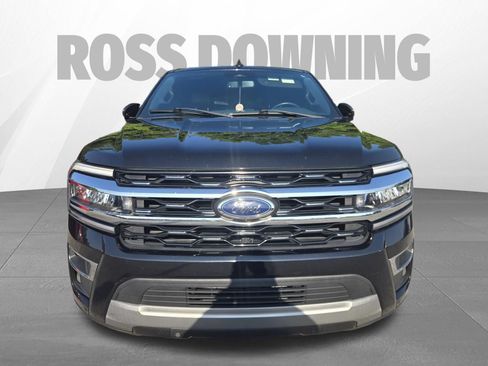 Used 2022 Ford Expedition Max Limited RWD image 2