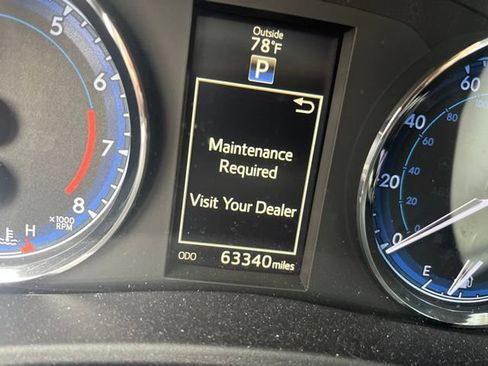 Used 2018 Toyota Corolla SE FWD image 28